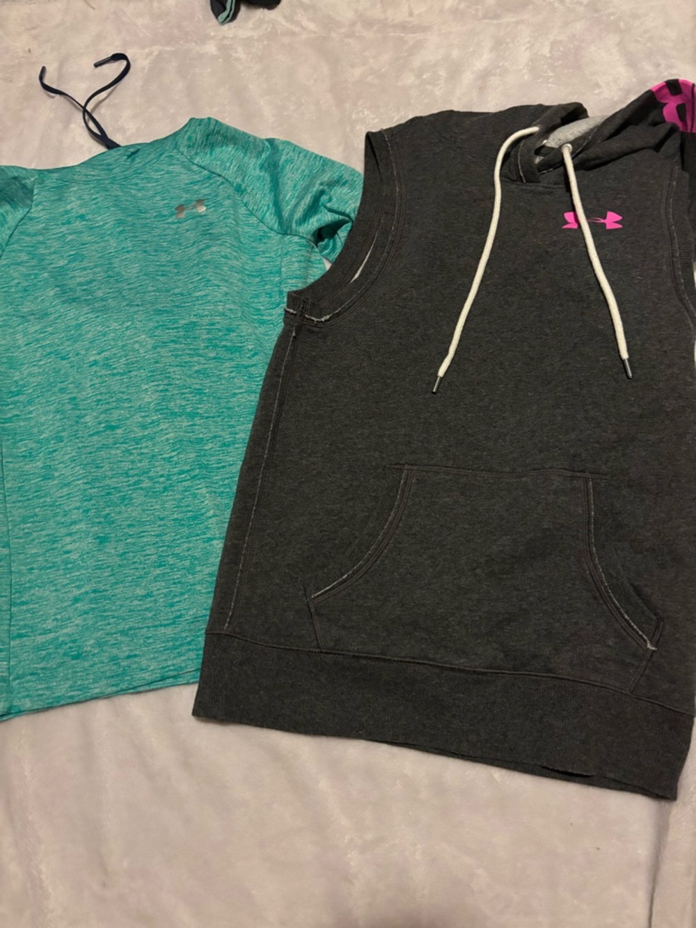 Women’s under armor bundle in size extra small